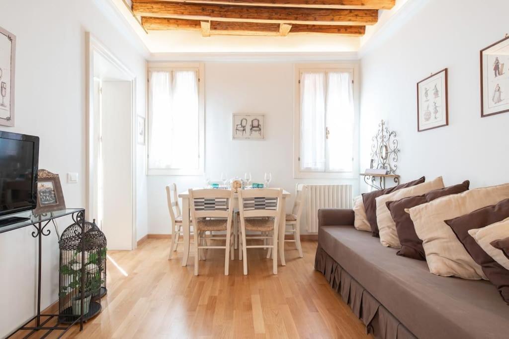 Casa Claudia Ai Frari Apartment Venedig